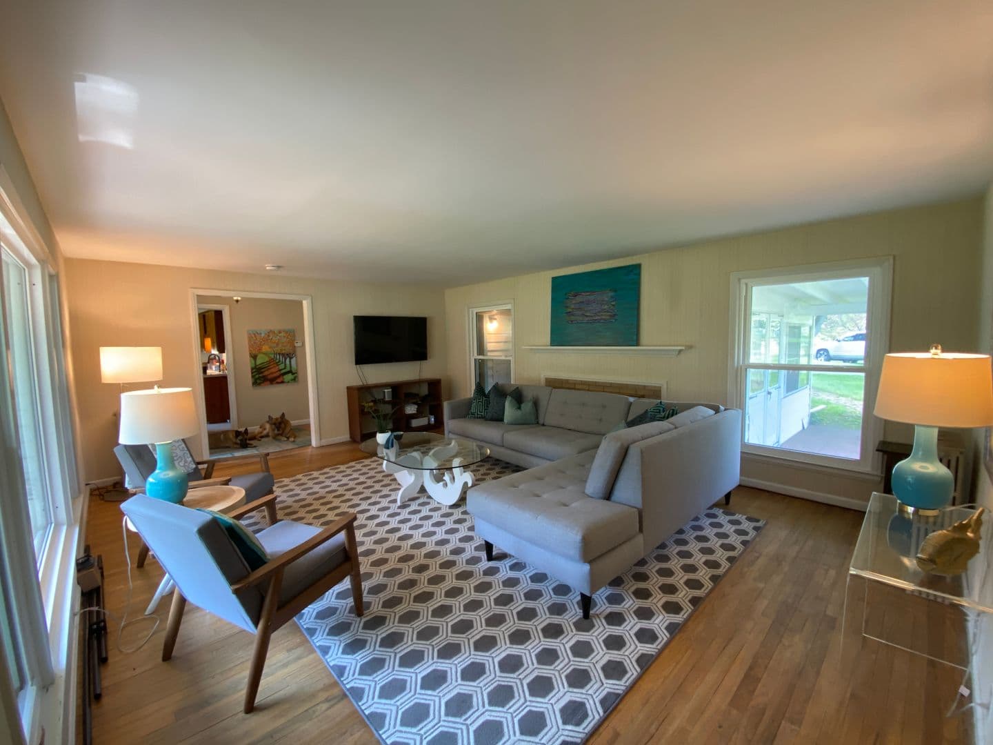 Armada House: 73837 Floral St