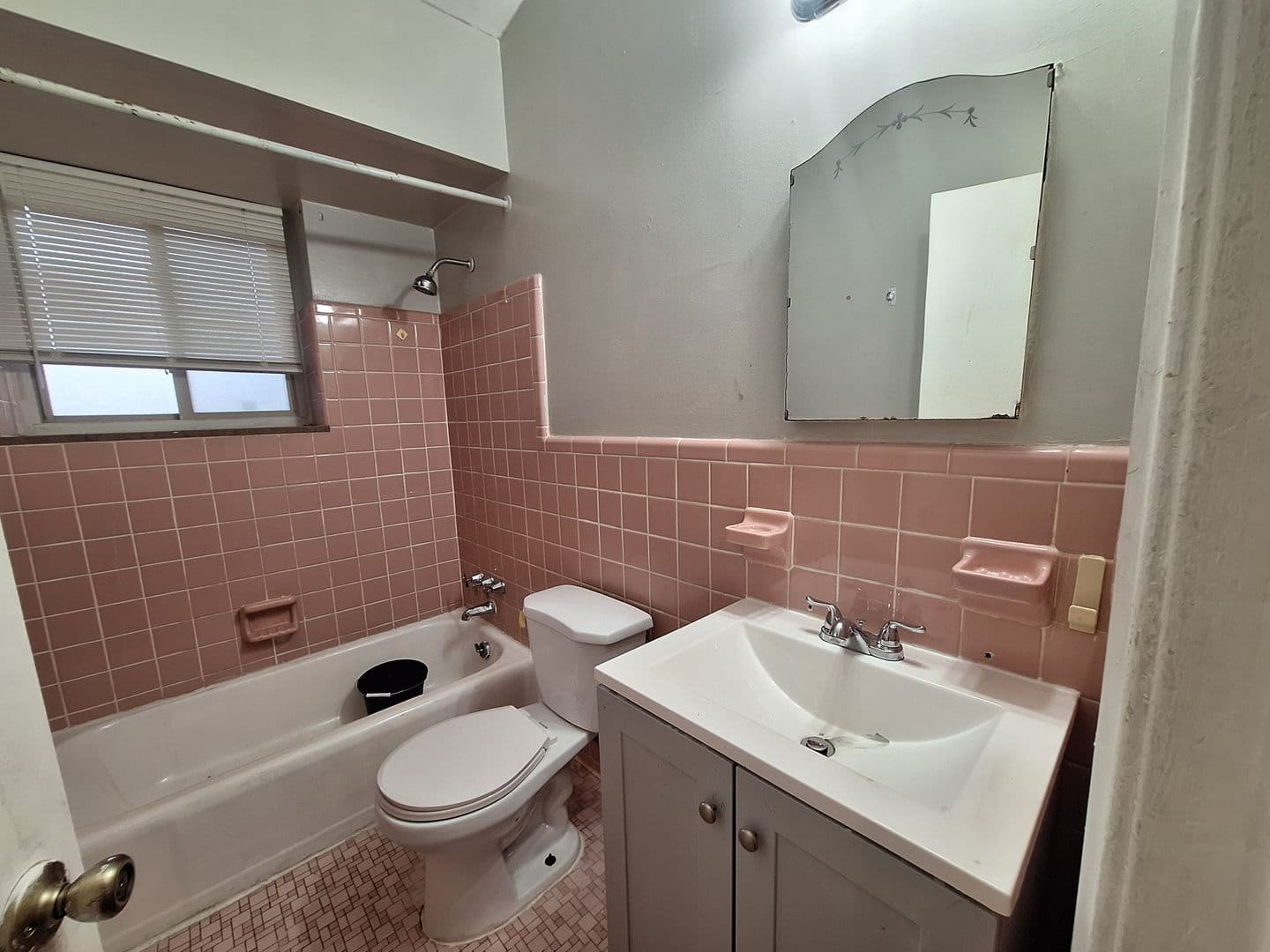 Detroit Condo: 17274 Bentler St