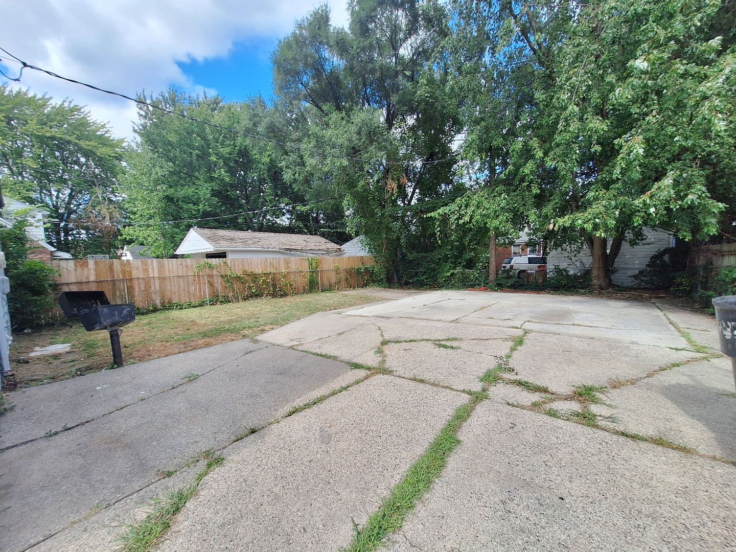 Detroit House: 6338 Lodewyck St
