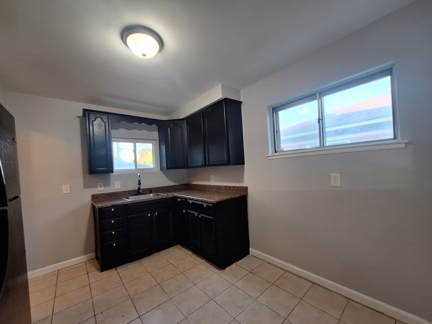 Roseville House: 18069 Marquette