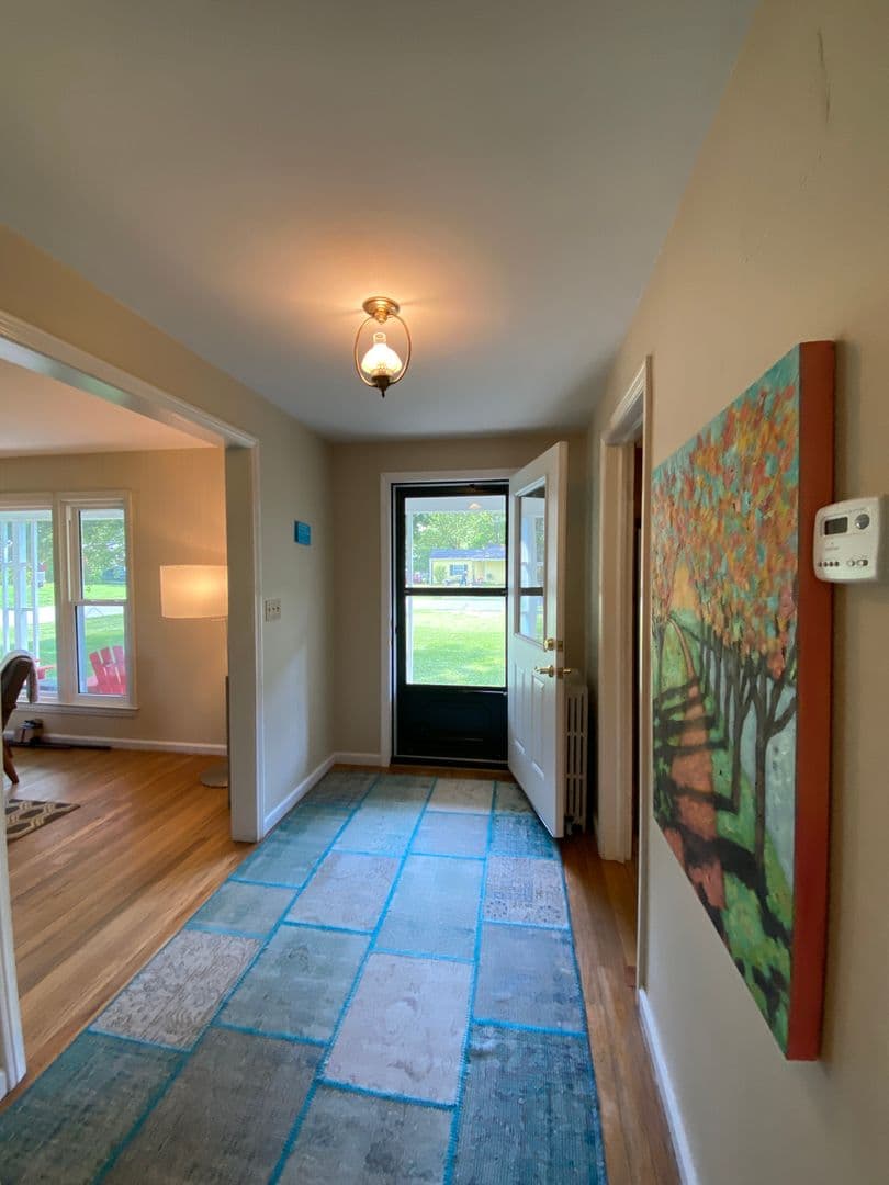 Armada House: 73837 Floral St