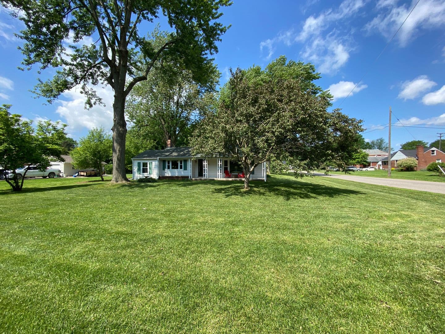 Armada House: 73837 Floral St