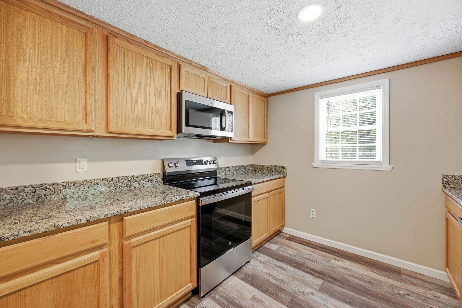 Aberdeen House: 3156 Reservation Road