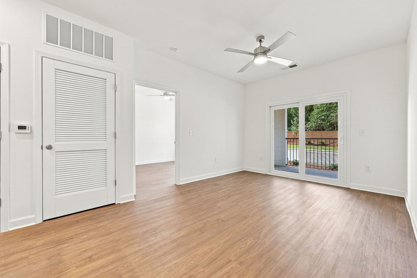 Vass Apartment: 520 Trove Lane