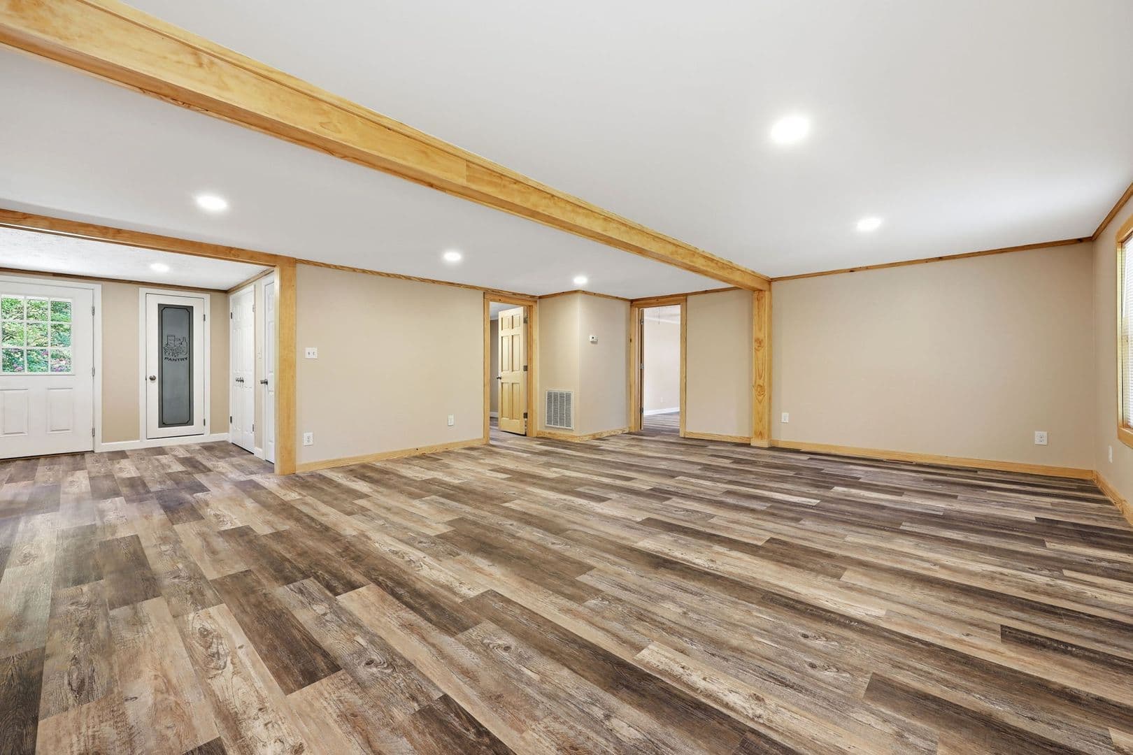 Aberdeen House: 3156 Reservation Road