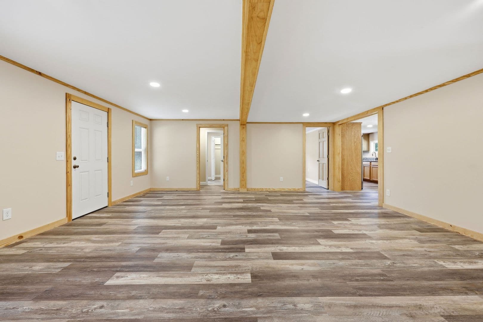 Aberdeen House: 3156 Reservation Road