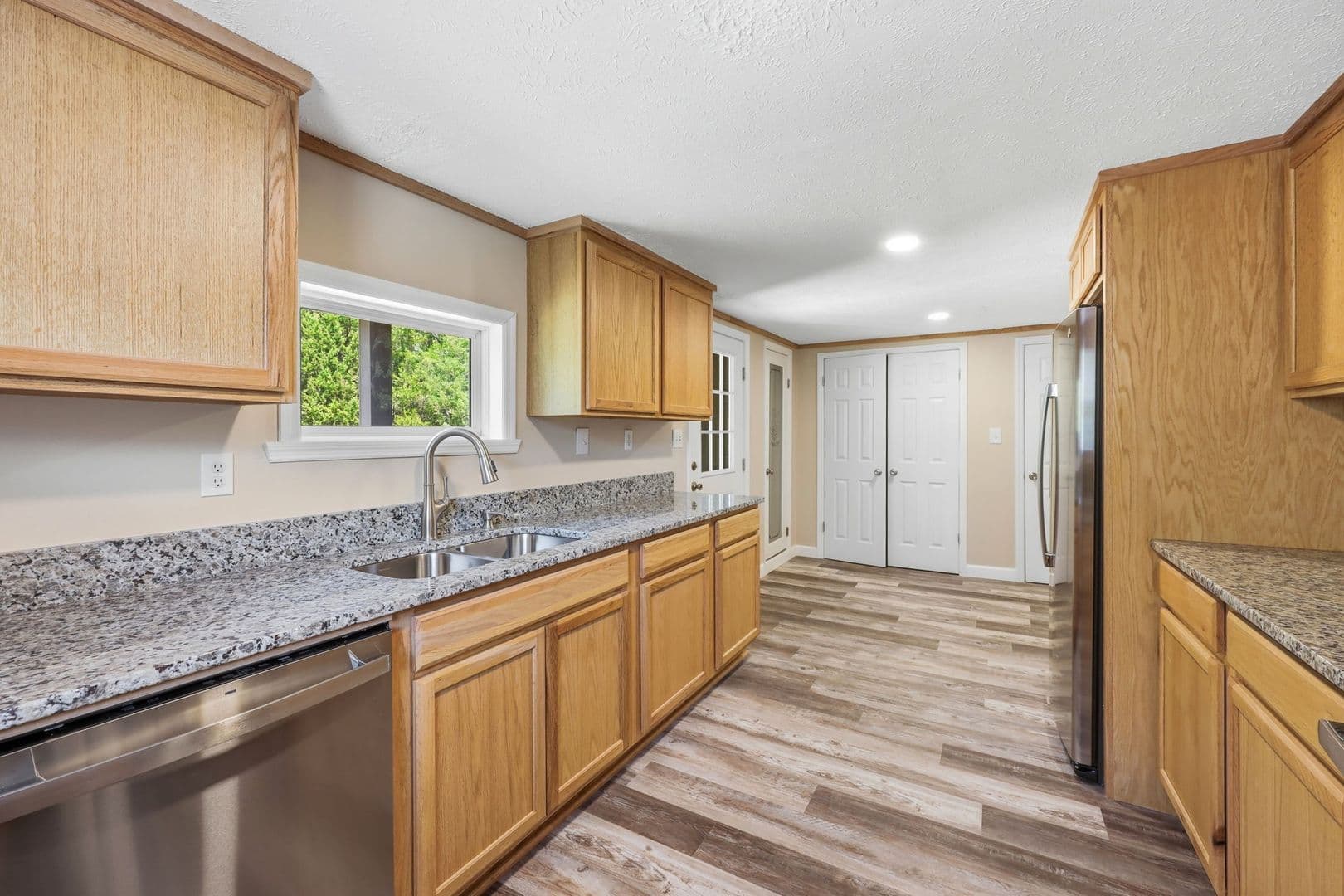 Aberdeen House: 3156 Reservation Road