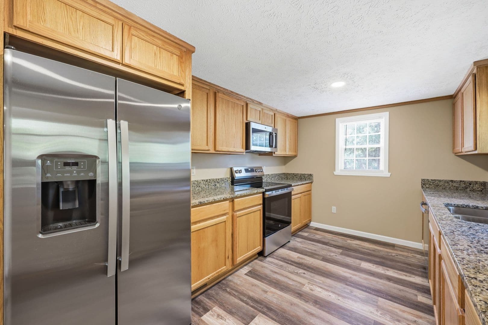 Aberdeen House: 3156 Reservation Road