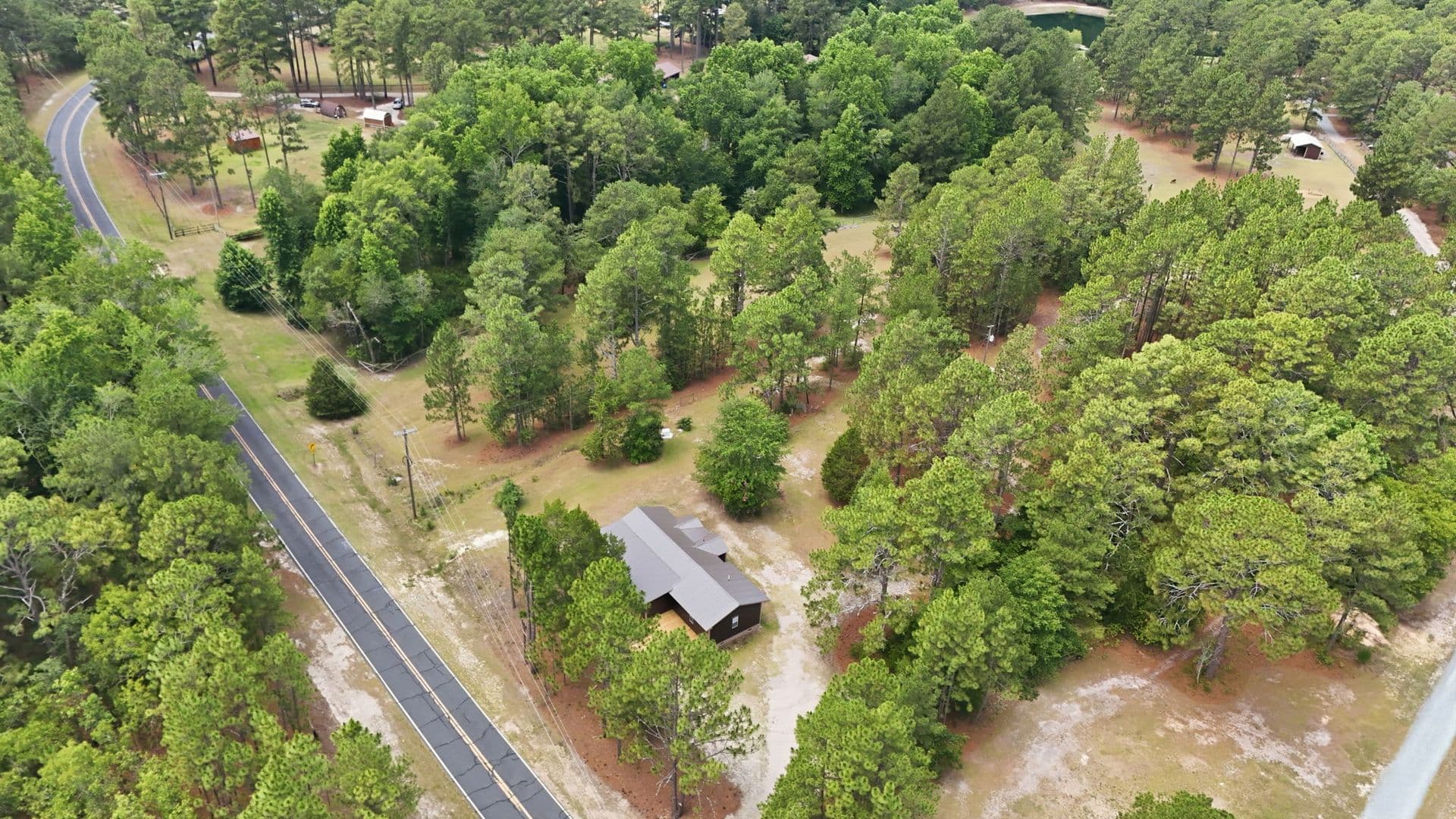 Aberdeen House: 3156 Reservation Road
