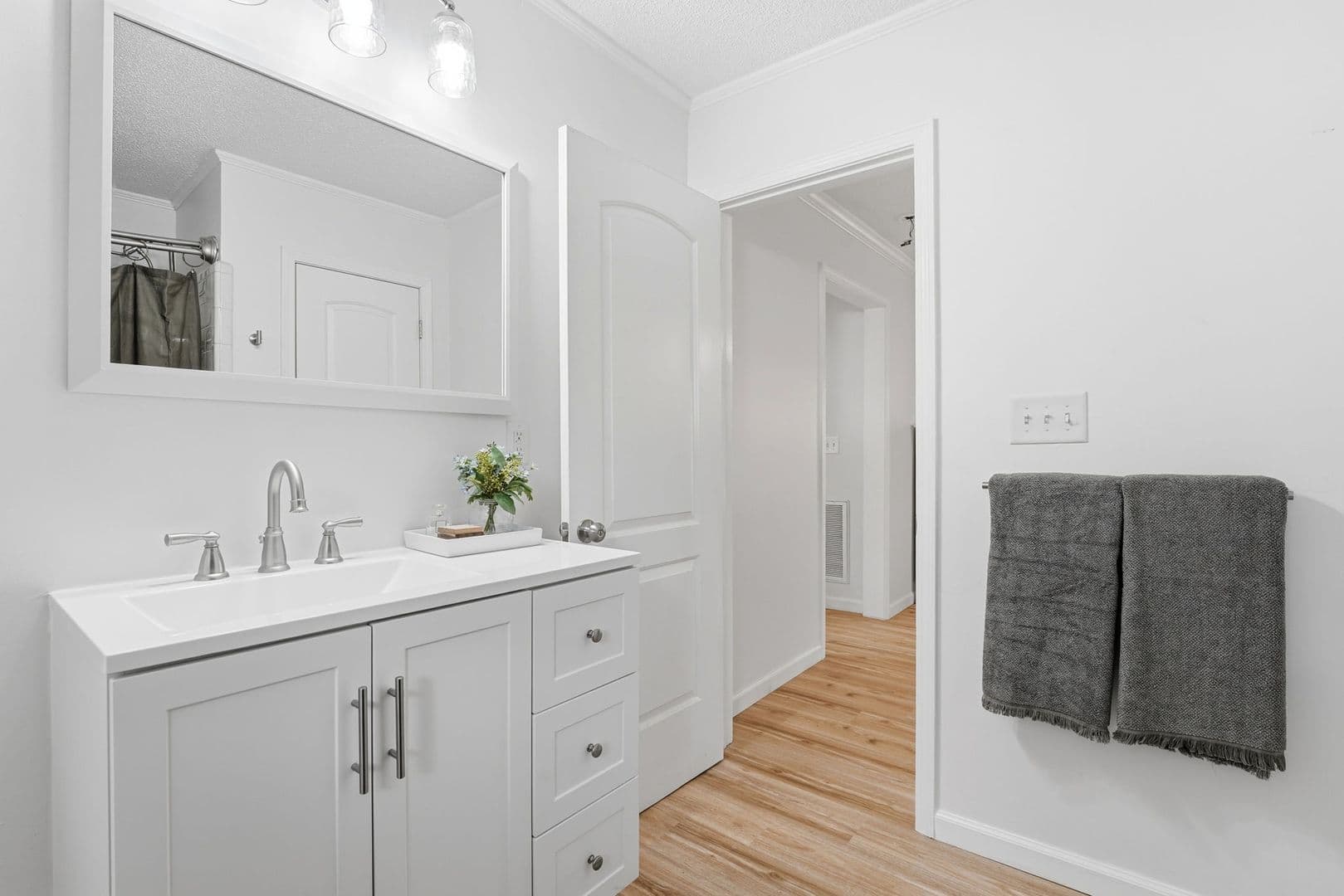 Southern Pines House: 1425 Central Drive