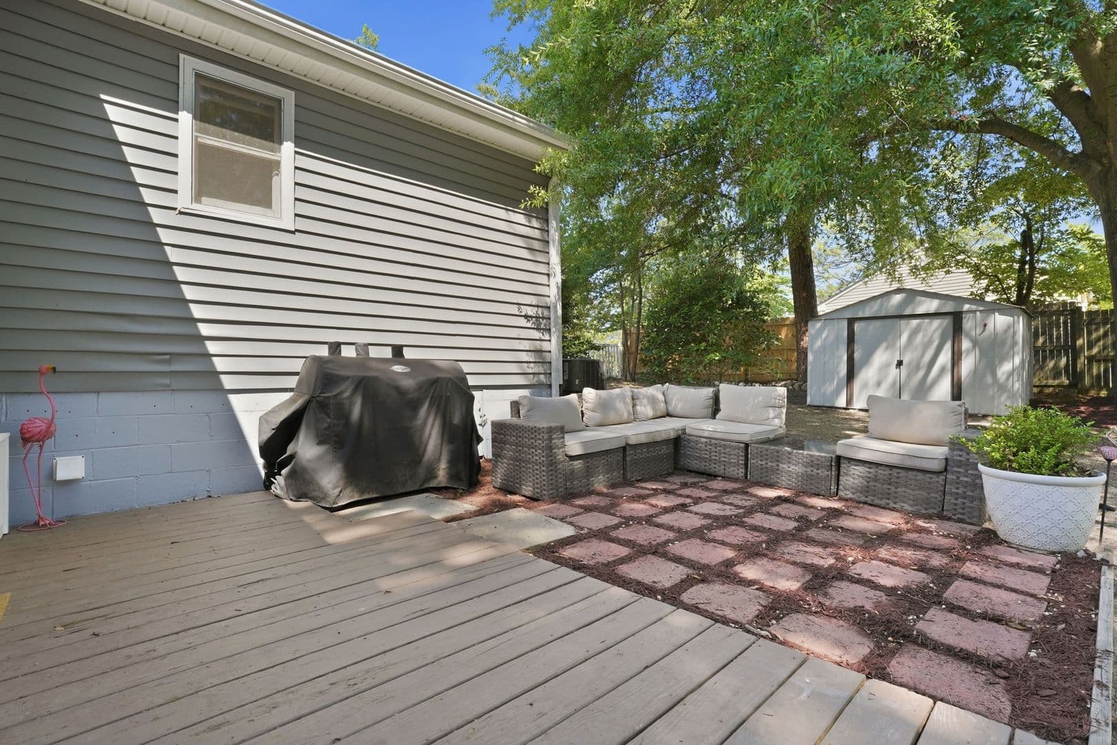 Southern Pines House: 1425 Central Drive