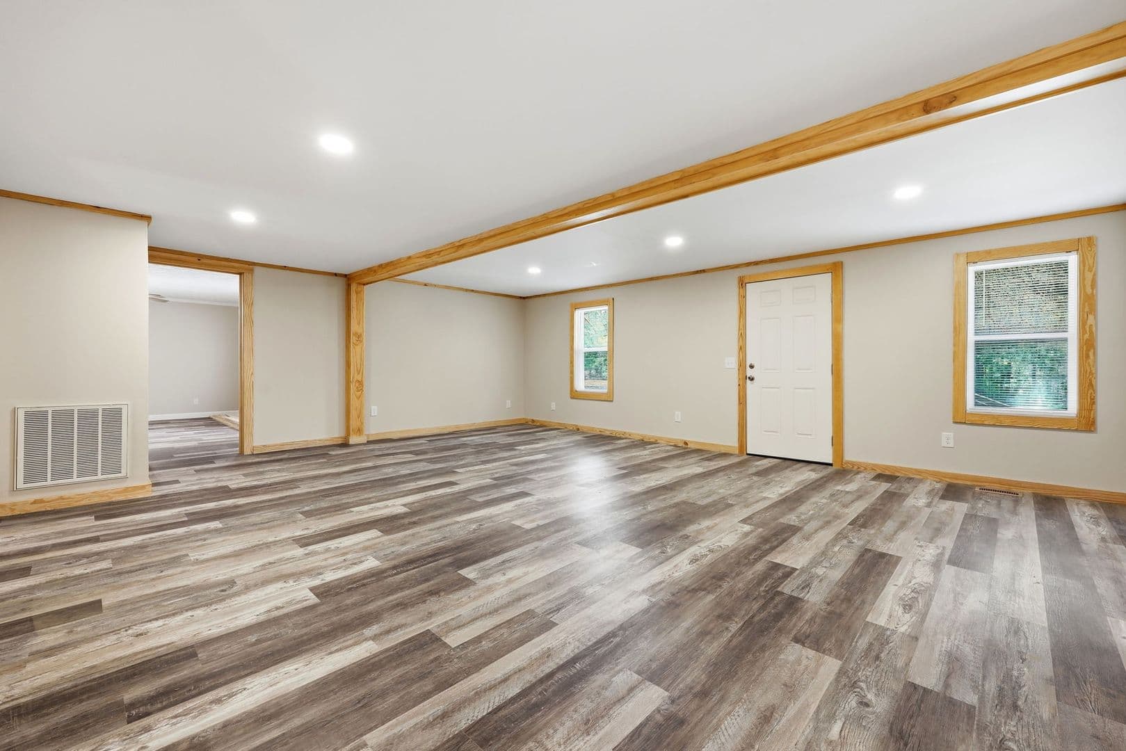 Aberdeen House: 3156 Reservation Road