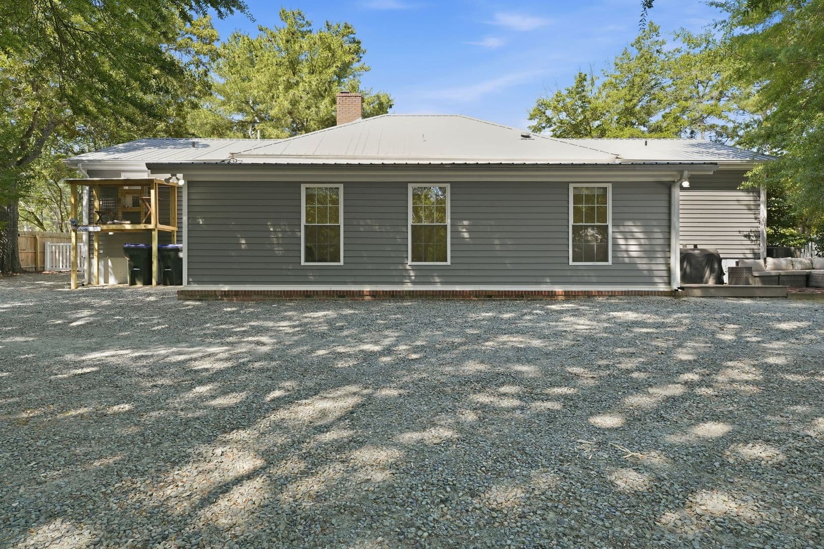 Southern Pines House: 1425 Central Drive