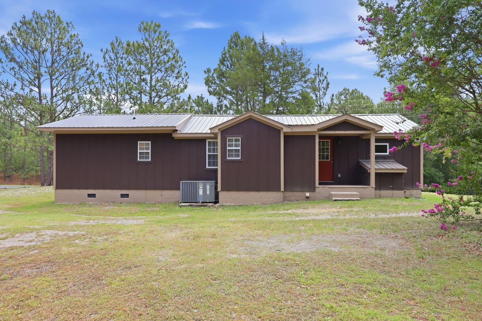Aberdeen House: 3156 Reservation Road
