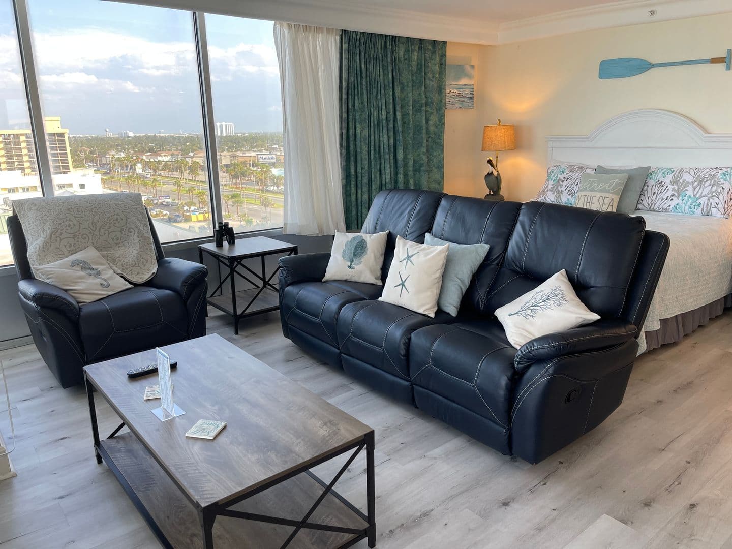 Daytona Beach House: 2700 N Atlantic Ave #910