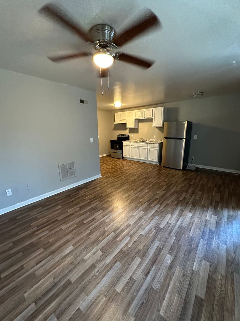 Gastonia Apartment: 310 Osceola St