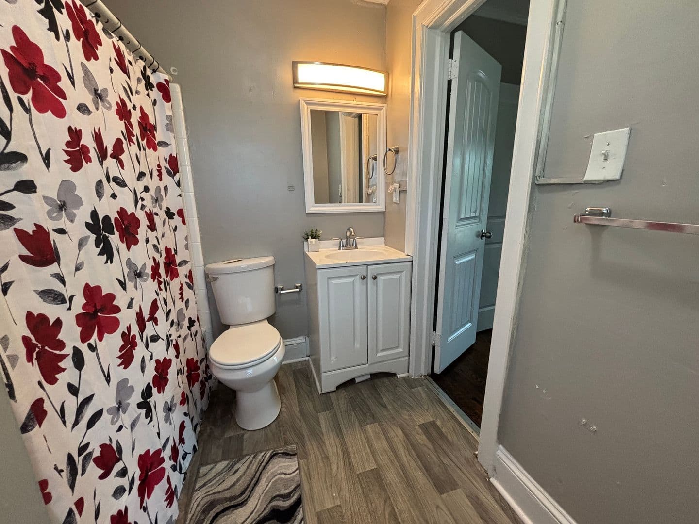 Lincolnton Apartment: 1114 S Aspen