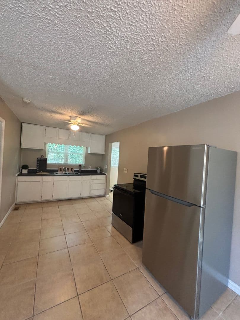 Dallas House: 115 Pindal