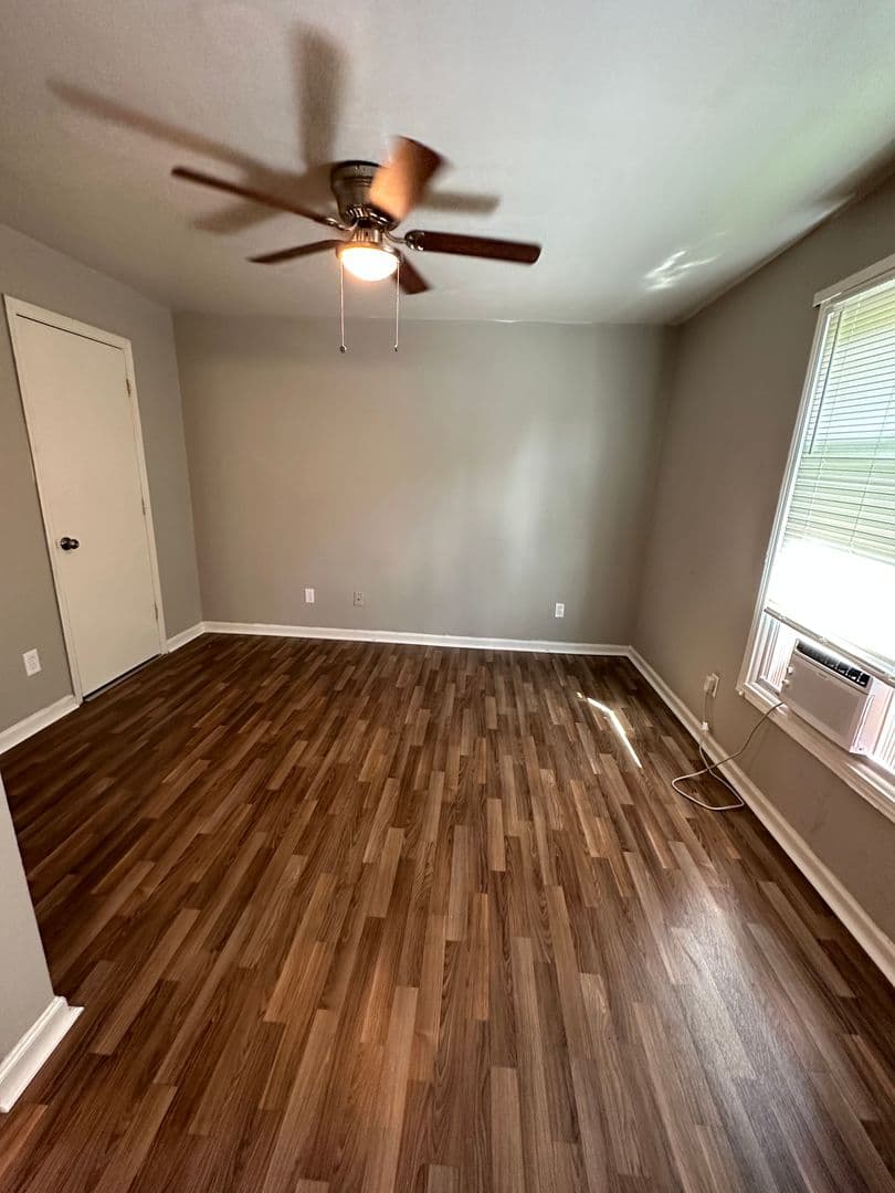 Gastonia Apartment: 310 Osceola St