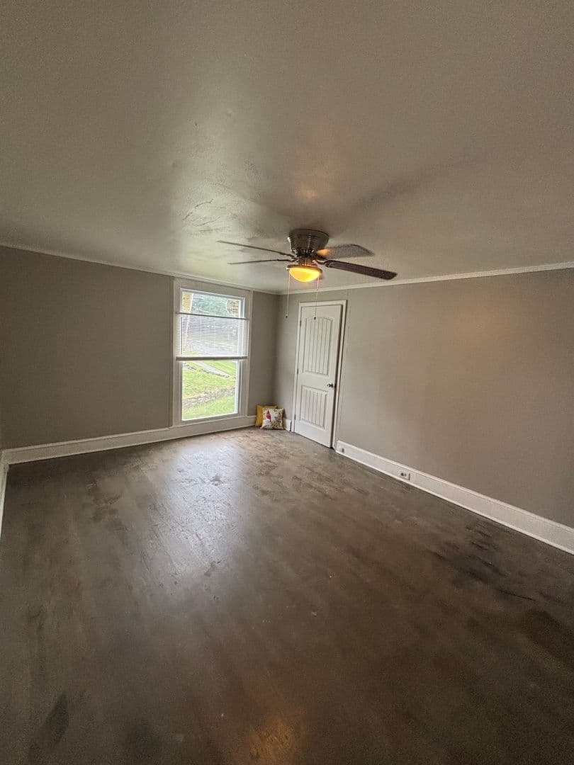 Lincolnton Apartment: 1114 S Aspen