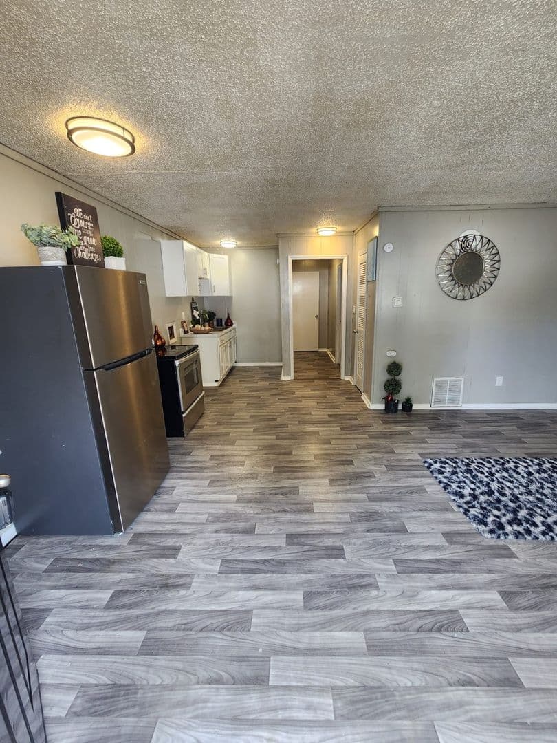 Gastonia Apartment: 430 Osceola St