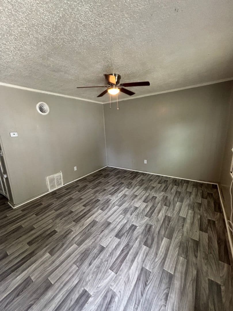 Gastonia Apartment: 430 Osceola St