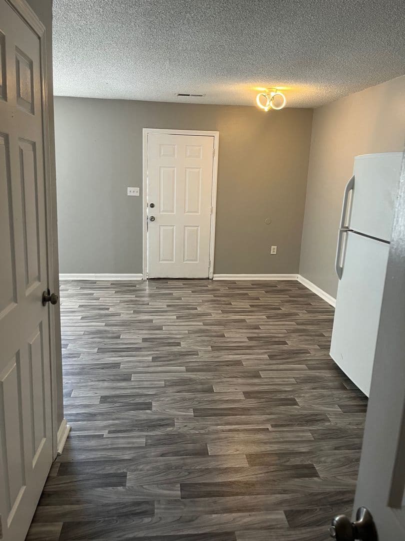 Gastonia Apartment: 310 Osceola St