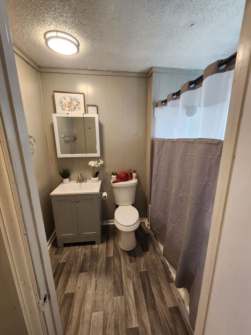 Gastonia Apartment: 430 Osceola St