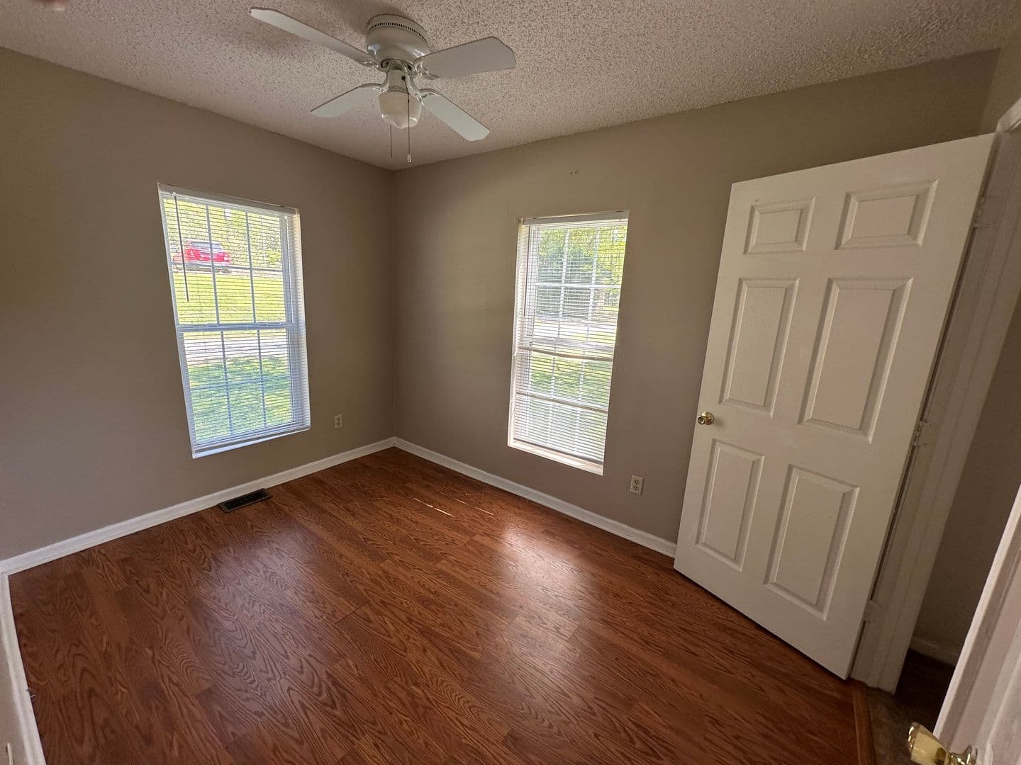 Dallas House: 115 Pindal