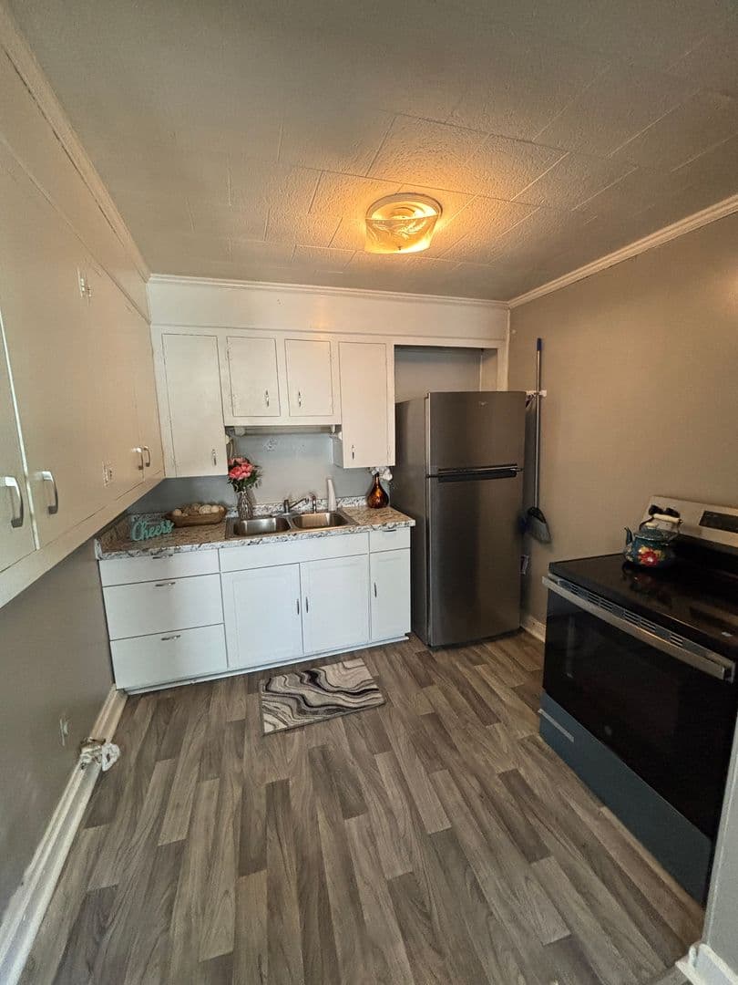 Gastonia Apartment: 320 Osceola St
