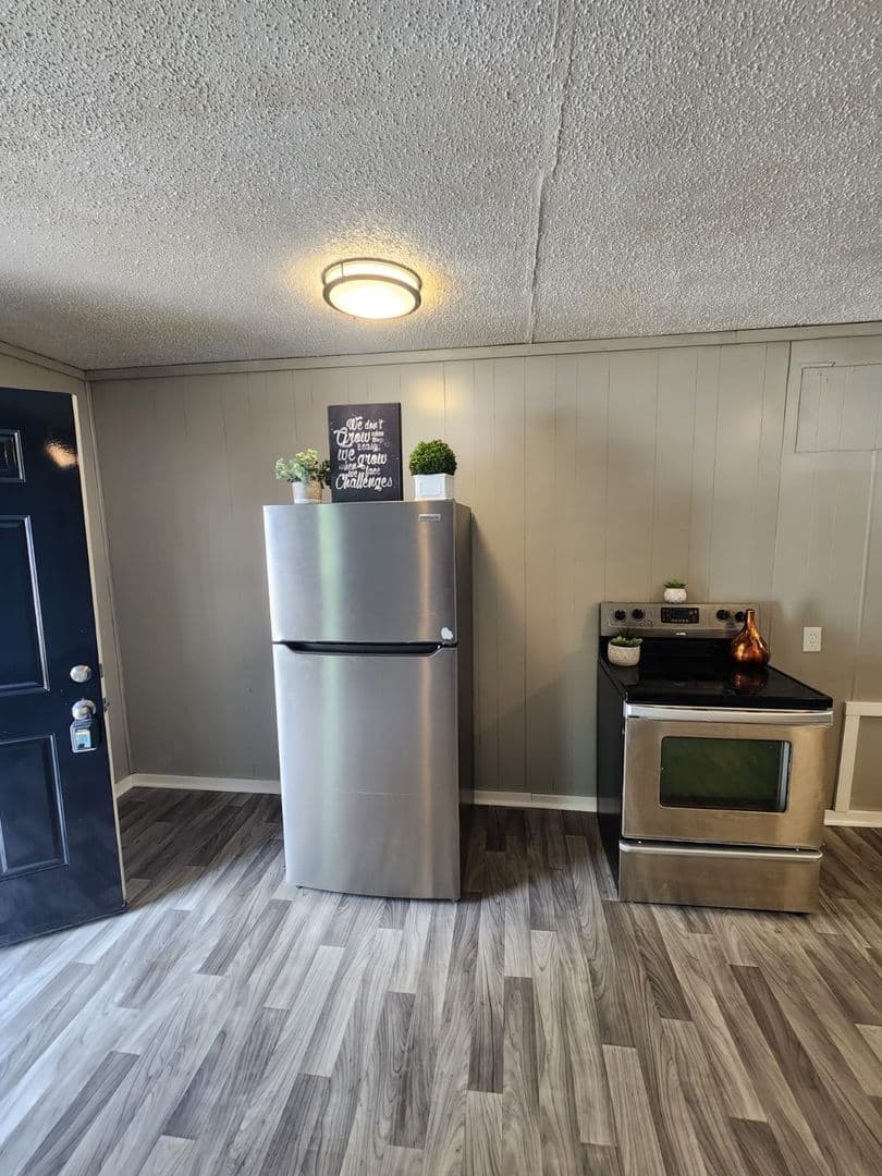 Gastonia Apartment: 430 Osceola St