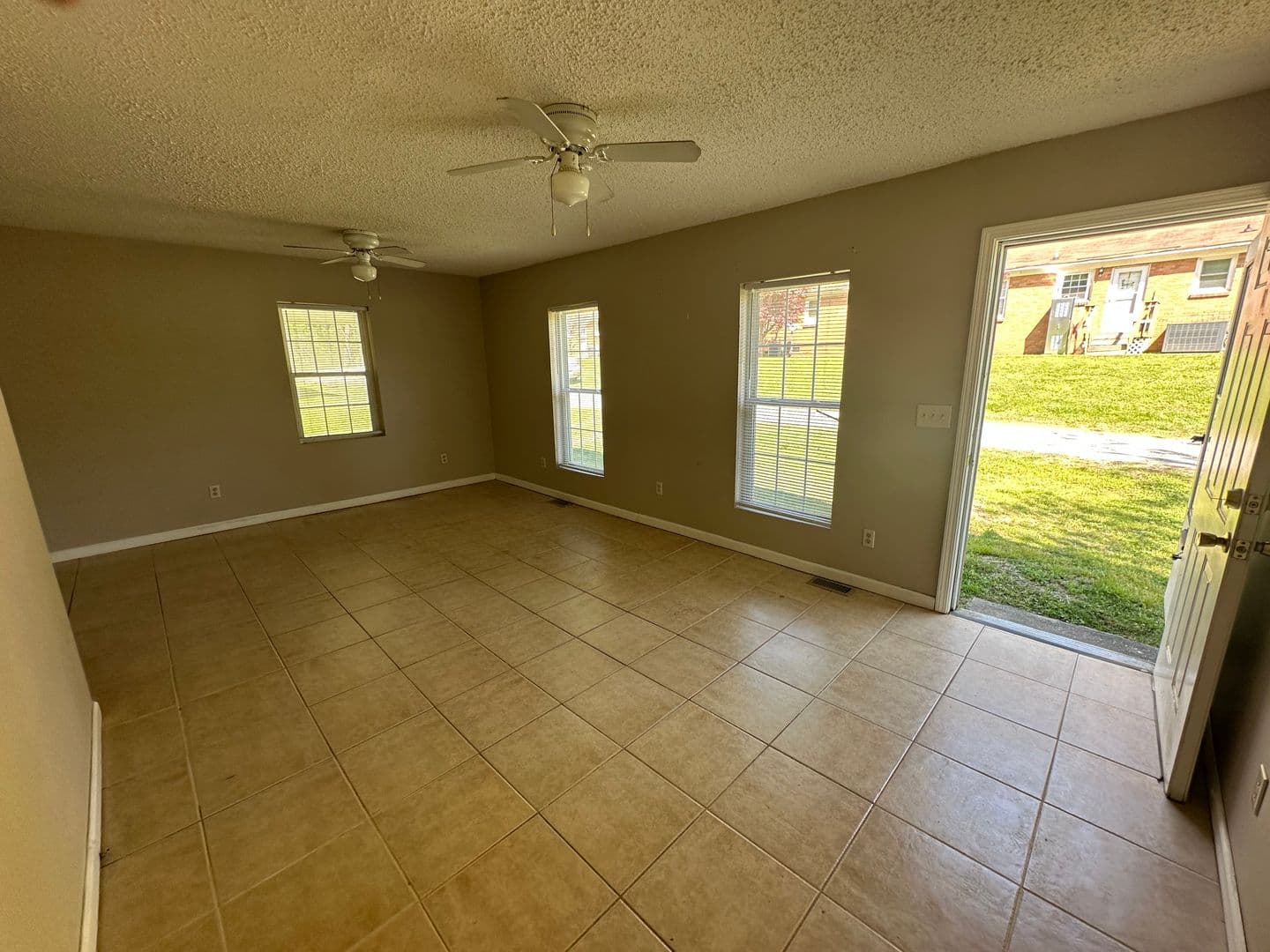 Dallas House: 115 Pindal