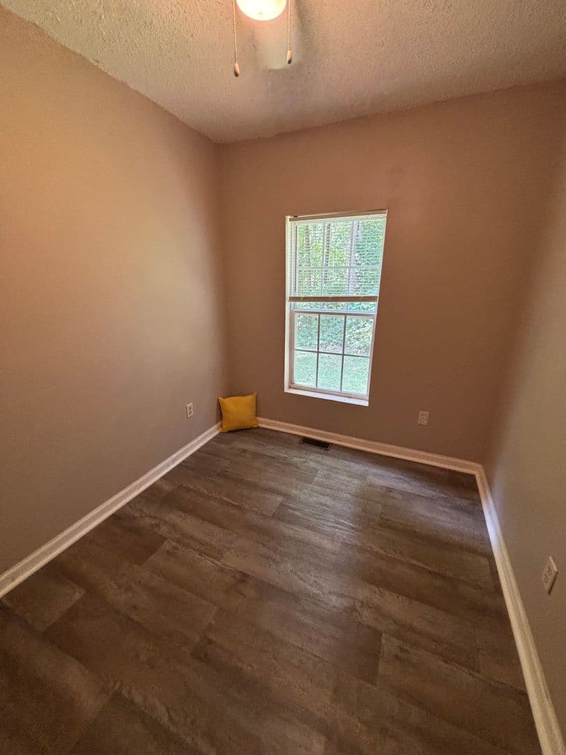 Dallas House: 115 Pindal