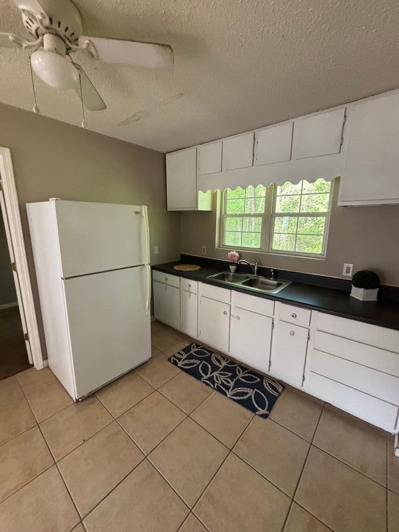 Dallas House: 115 Pindal