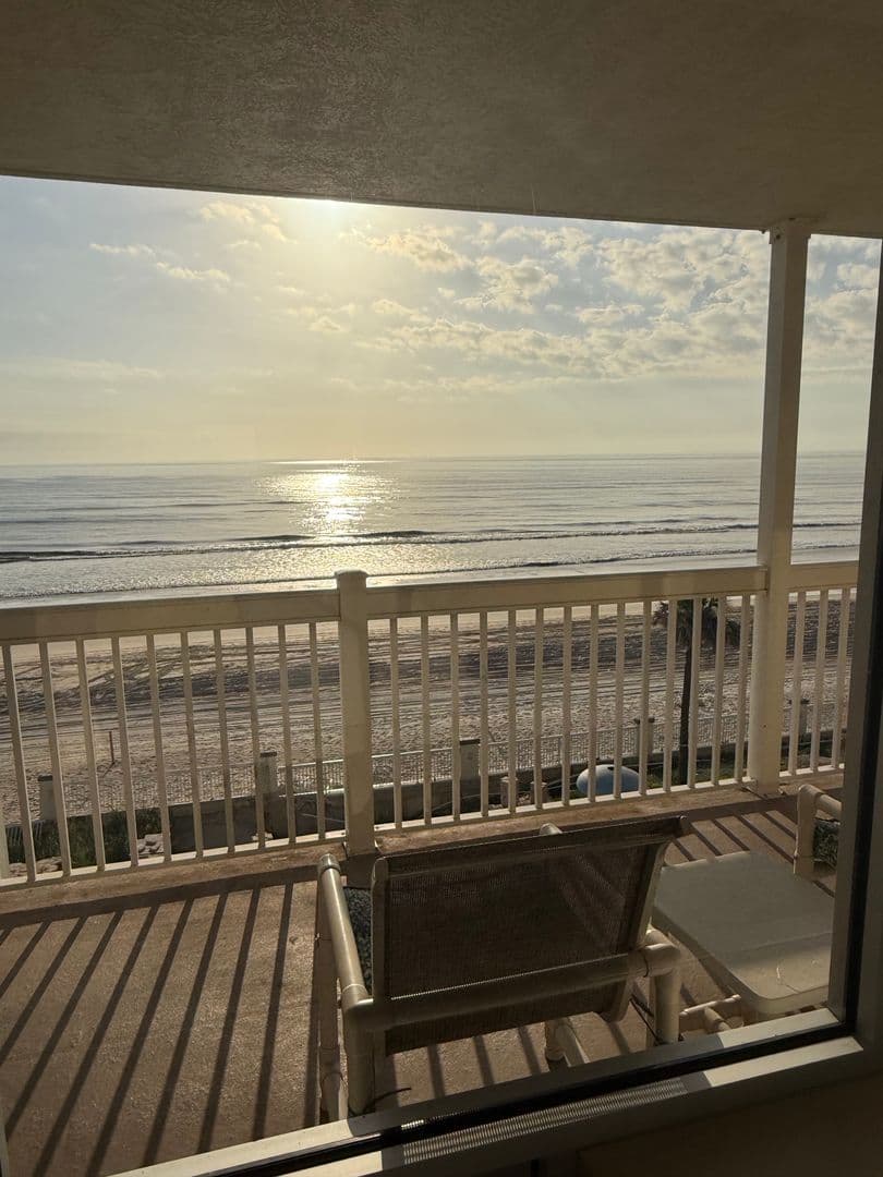 Daytona Beach Condo: 2700 N Atlantic Ave