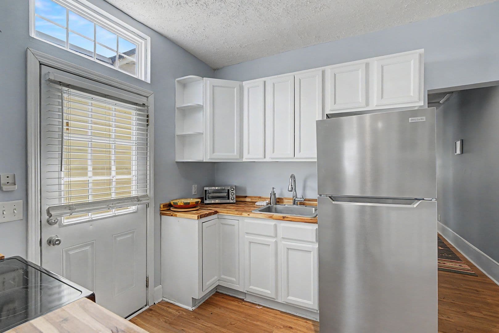 Savannah House: 530 e gordon lane