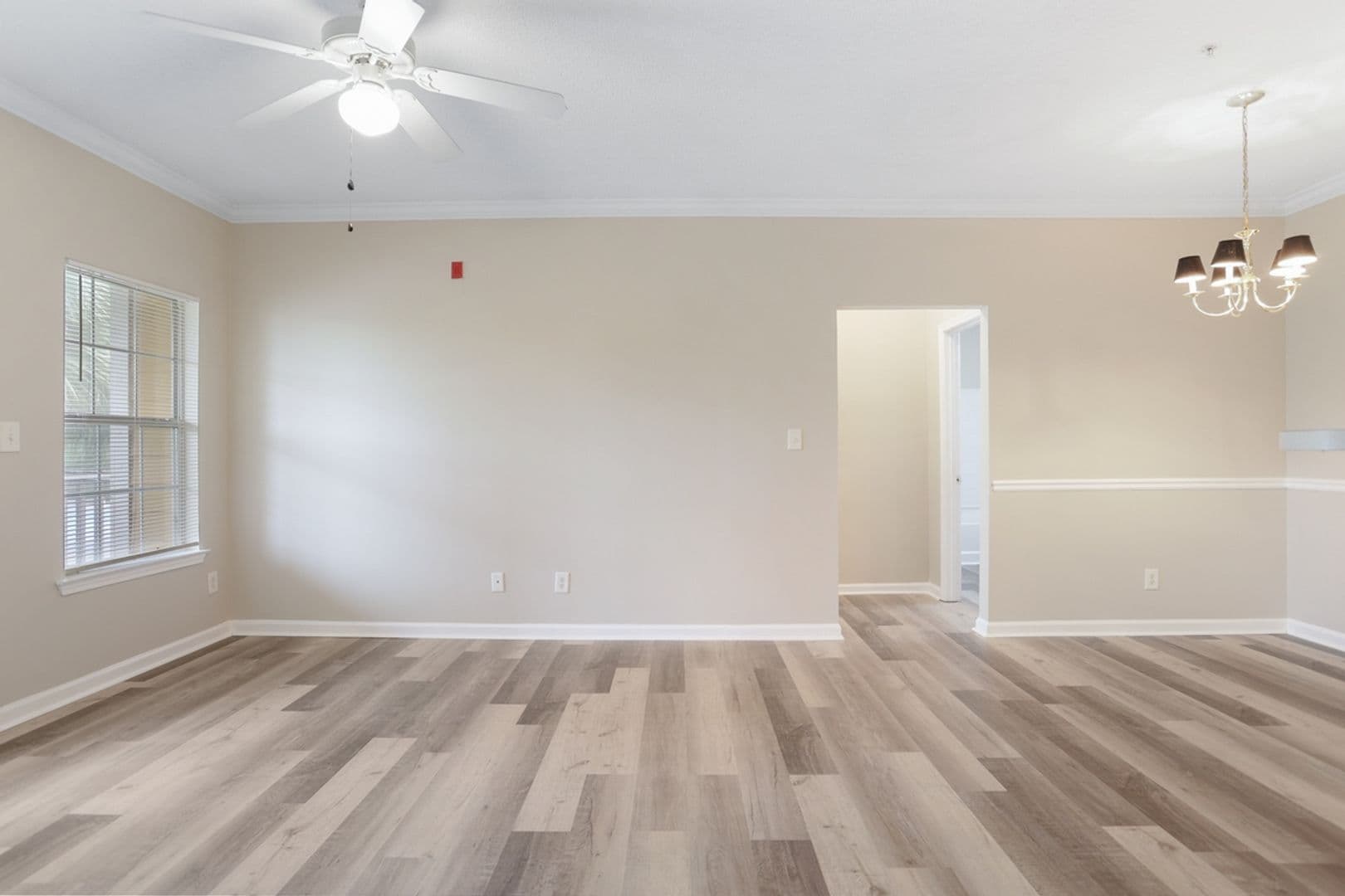 Savannah House: 1205 Walden Park