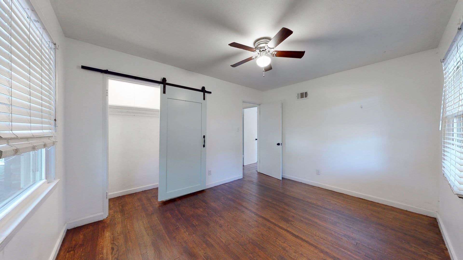Savannah House: 329 Oxford dr