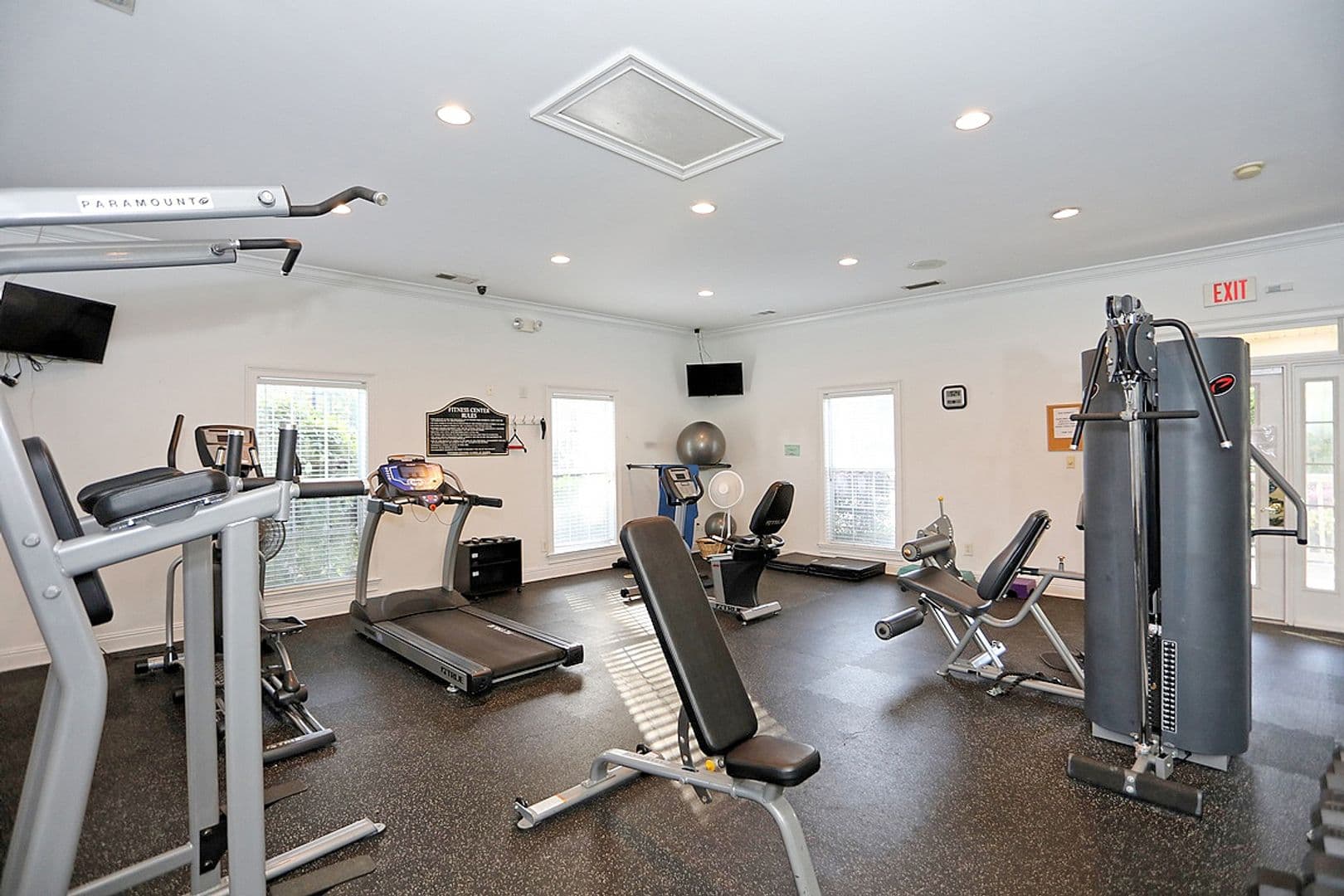 Savannah House: 1205 Walden Park