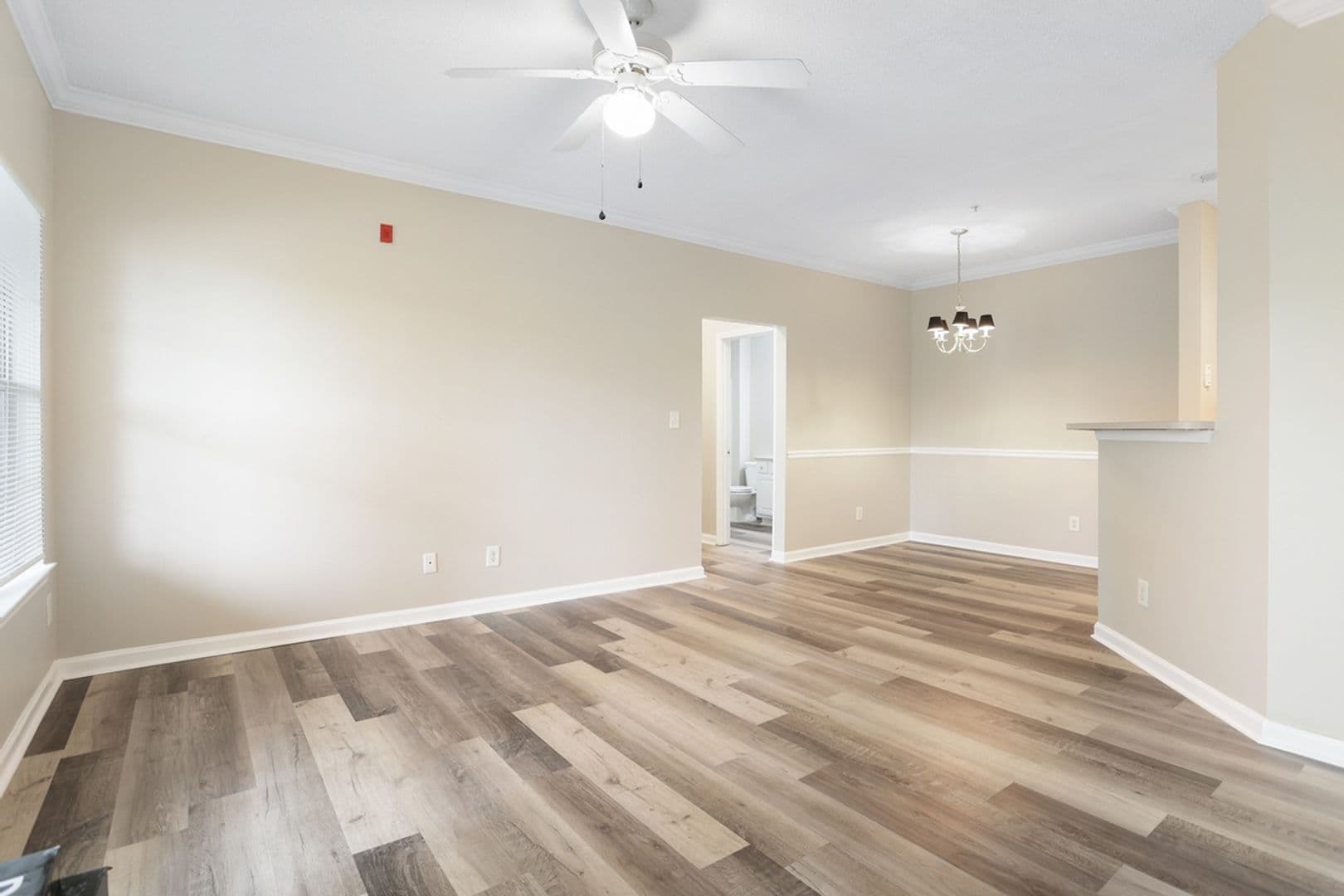 Savannah House: 1205 Walden Park