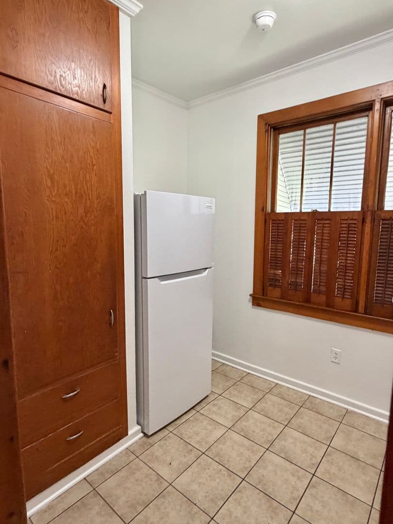Savannah House: 5608 A Jasmines