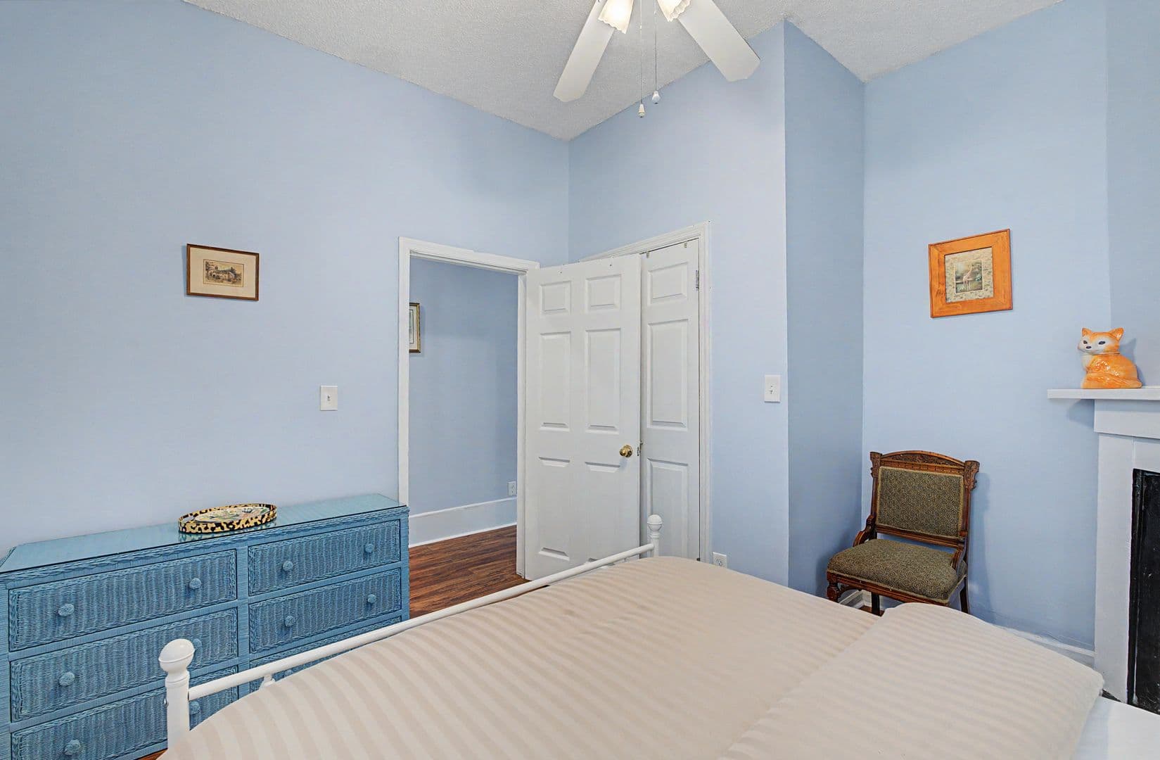 Savannah House: 534 e gordon lane