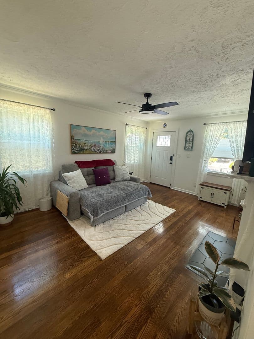 savannah House: 1936 Causton bluff rd