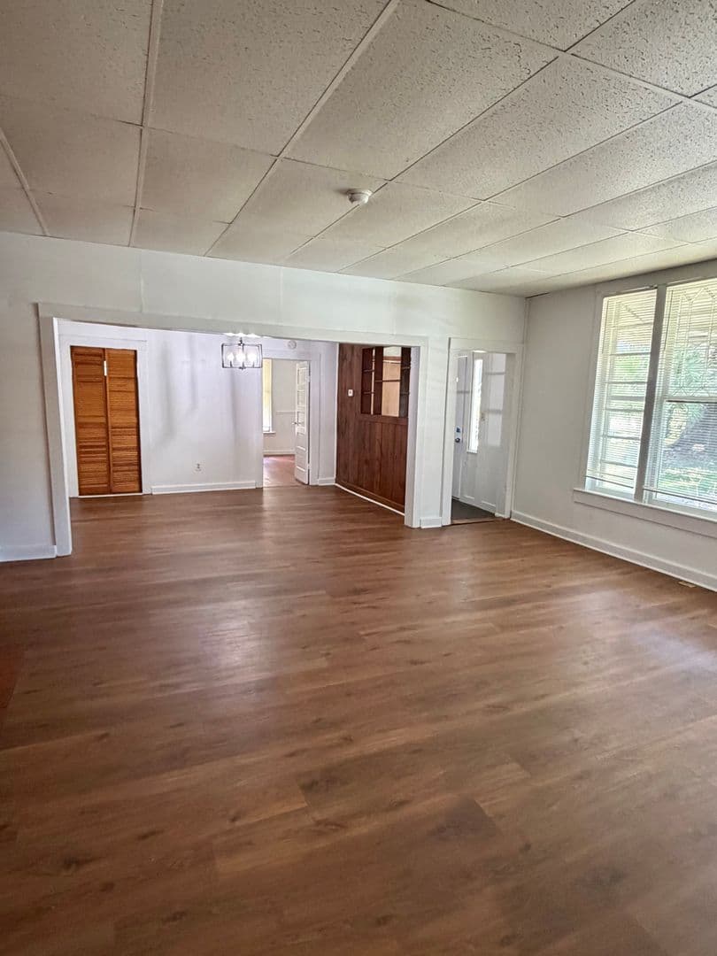 Savannah House: 5608 A Jasmines