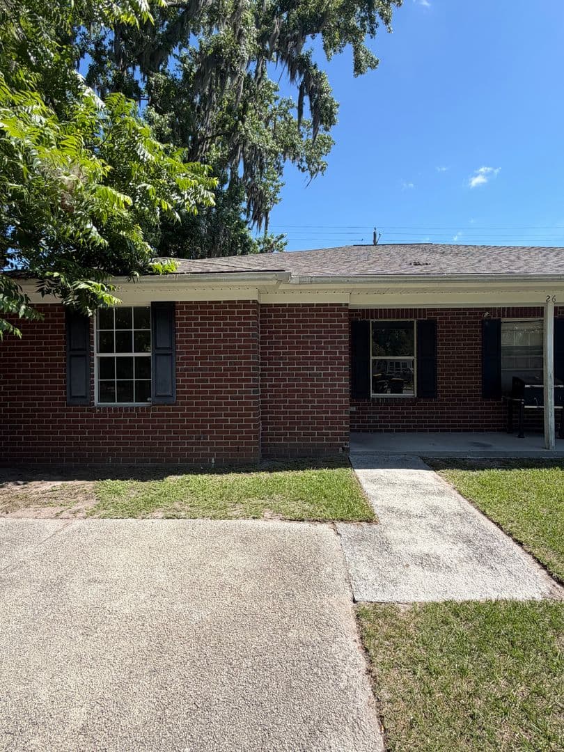 Savannah Apartment: 26 A Chatham St