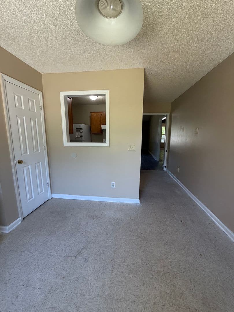 Savannah Apartment: 26 A Chatham St