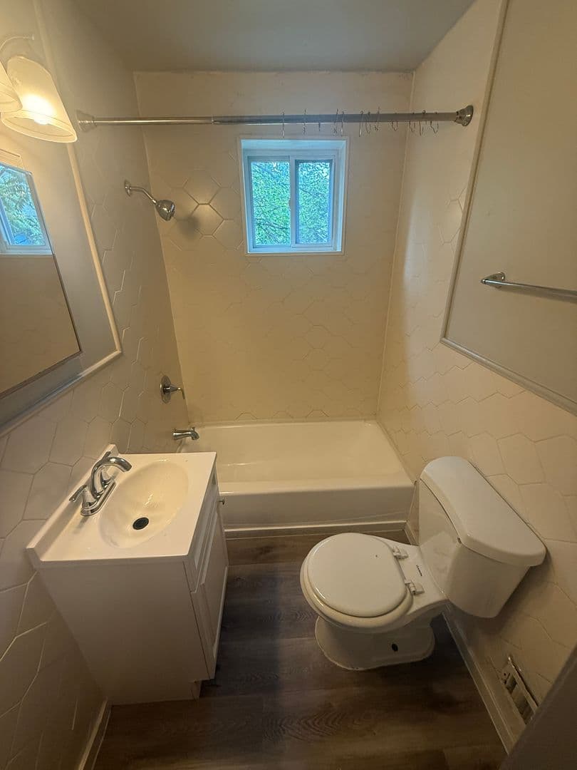Baltimore Apartment: 3405 Frankford Ave