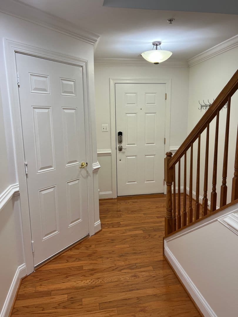 Laural House: 8318 Berry Pl