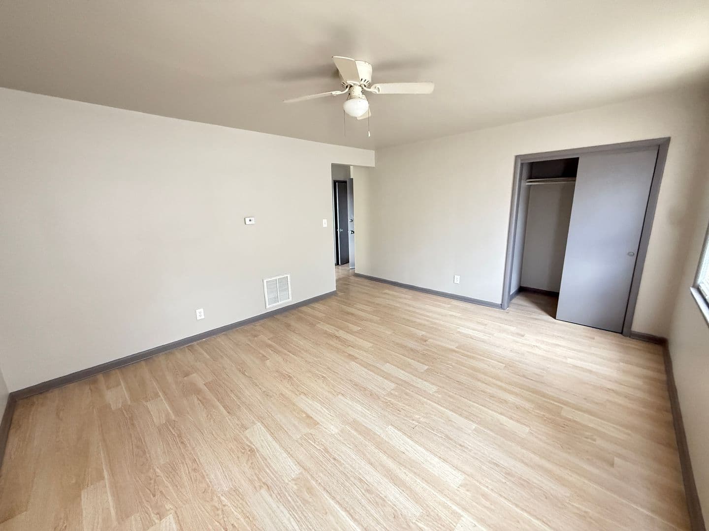 Baltimore Apartment: 3407 Frankford Ave