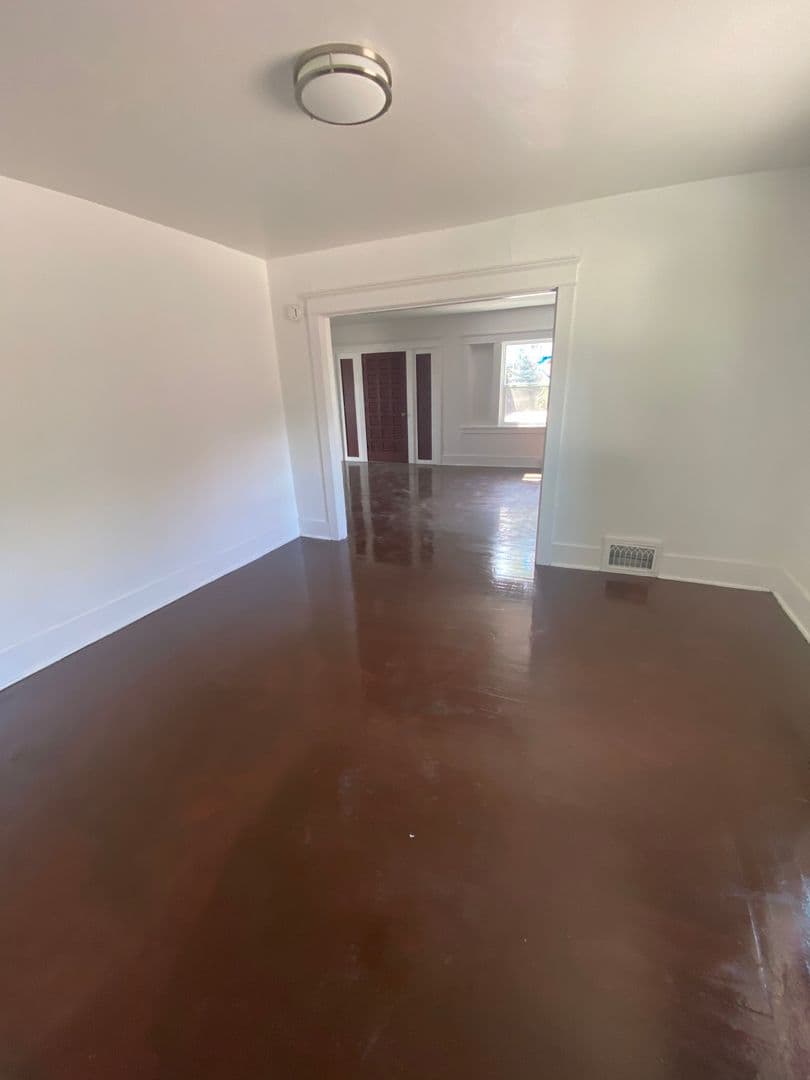 Klamath Falls House: 635 N. 9th St
